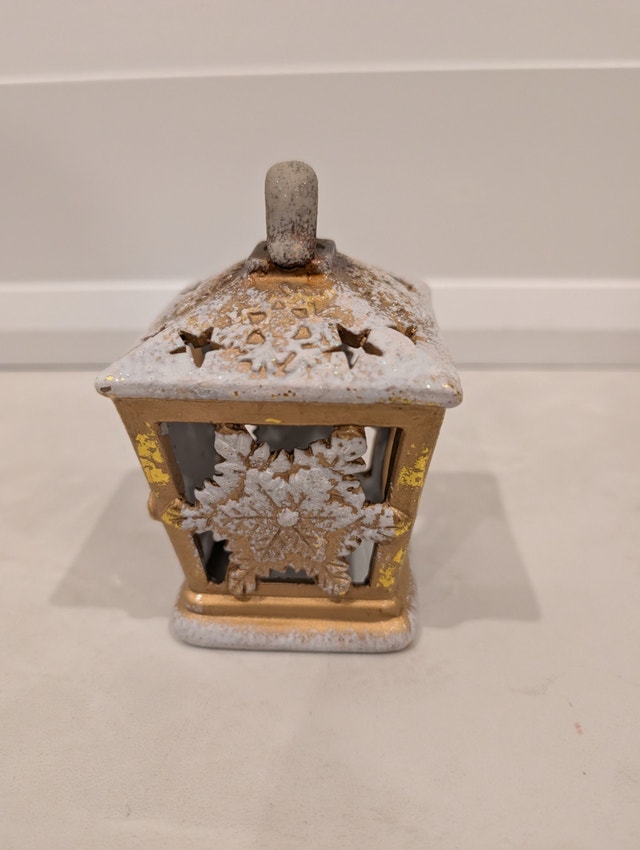 Gold & White Christmas Lantern With Snowflake Cutout Tea Light - photo 5
