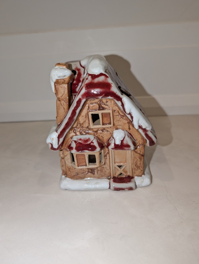 Rustic Christmas Winter Holiday House Cottage – Tealight-Lit