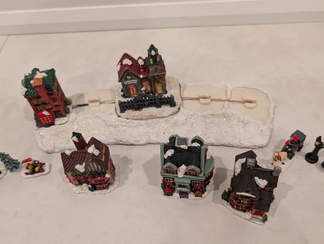 Lighted Christmas Village with Characters and Accessories - photo 3