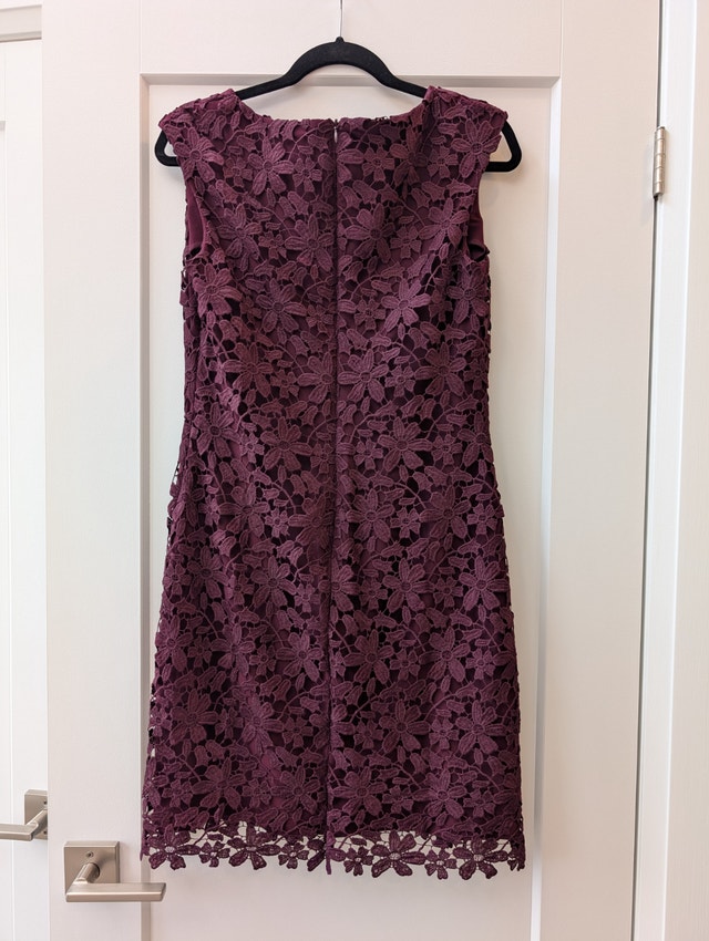 Lauren Ralph Lauren Floral Purple Dress with V-Neck Size 10 - photo 3