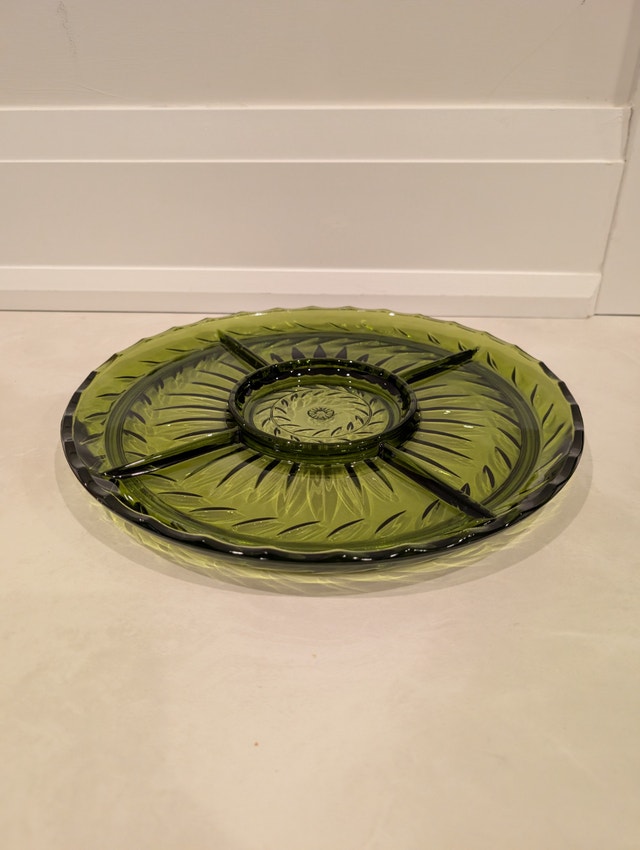 Vintage Indiana Glass Avocado Green Divided Relish Tray Platter - photo 2