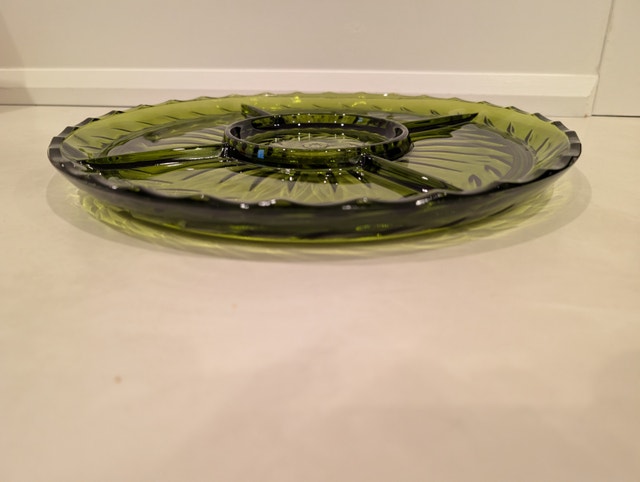 Vintage Indiana Glass Avocado Green Divided Relish Tray Platter - photo 3