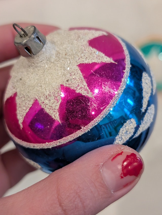 4 Vintage Polish Blown Glass Christmas Ornaments | Indent & Tear - photo 5
