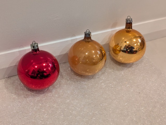 3 Red & Gold Vintage Polish Mercury Glass Round Ornament - photo 2