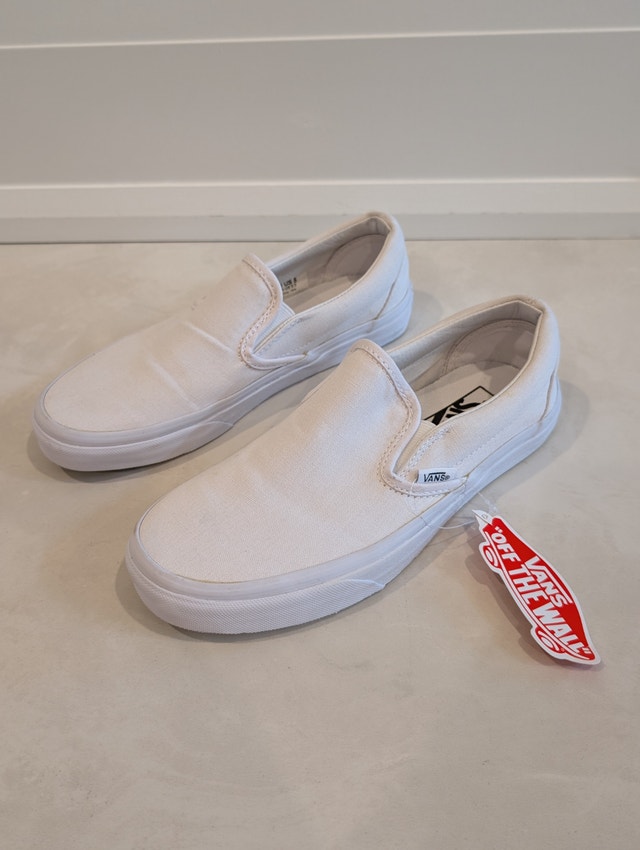 Vans White Slip-On Skate Shoe Mens 5 Womens 6.5