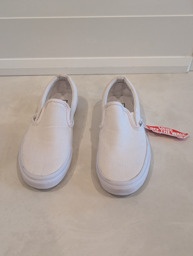 Vans White Slip-On Skate Shoe Mens 5 Womens 6.5 - photo 2
