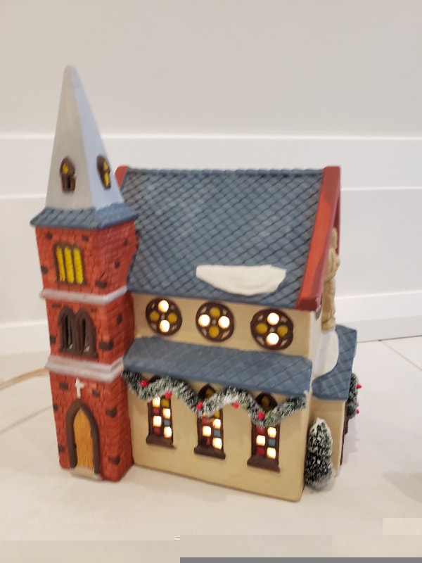 Noma Dickensville Collectables Christmas Church - photo 4