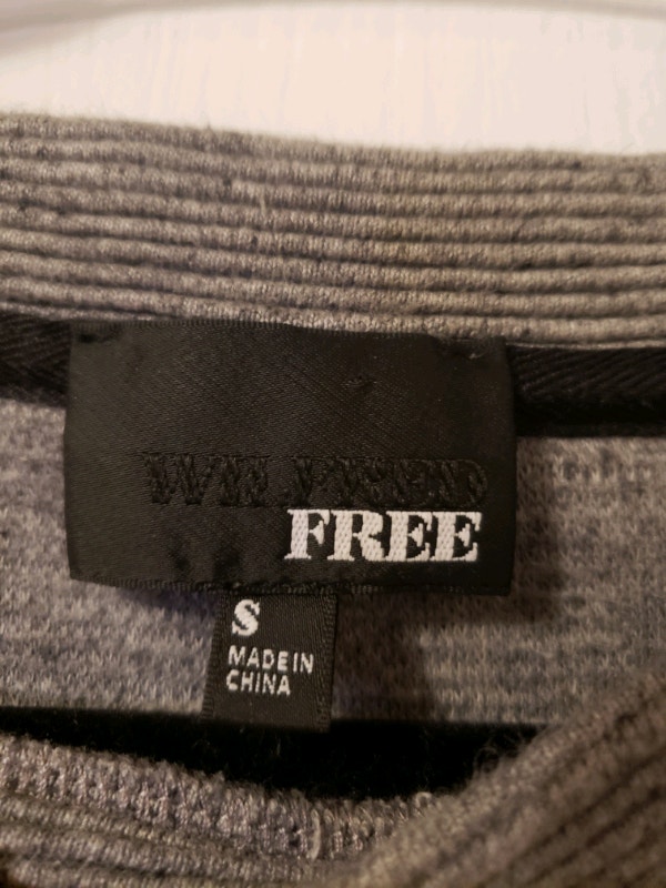 Wilfred Free Small Grey thick sweater with zipper on the side - photo 3
