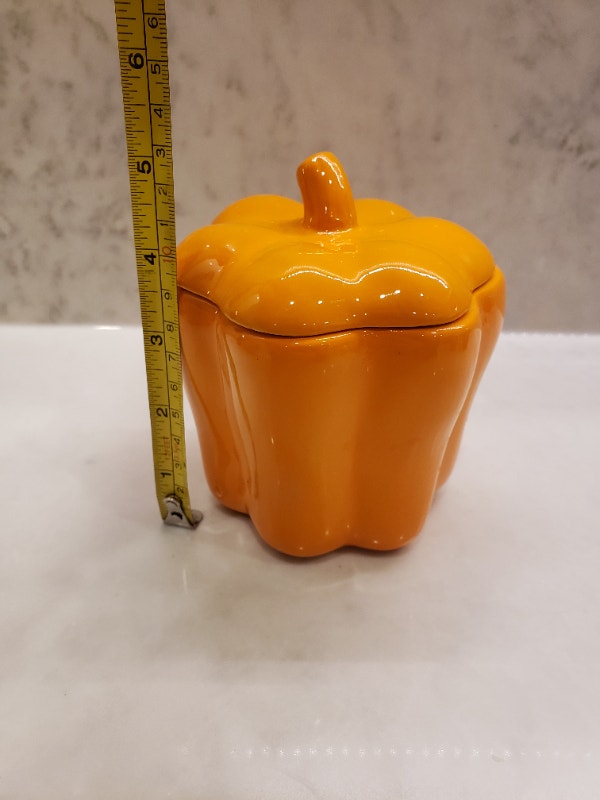 Temptations Presentable Ovenware by Tara Fresh Crop Bell Peppers - photo 5