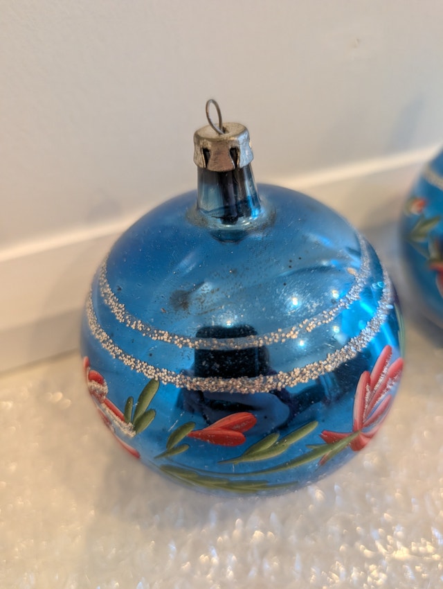 2 Blue Floral Large Mercury Glass Ornaments Made in Poland - photo 2