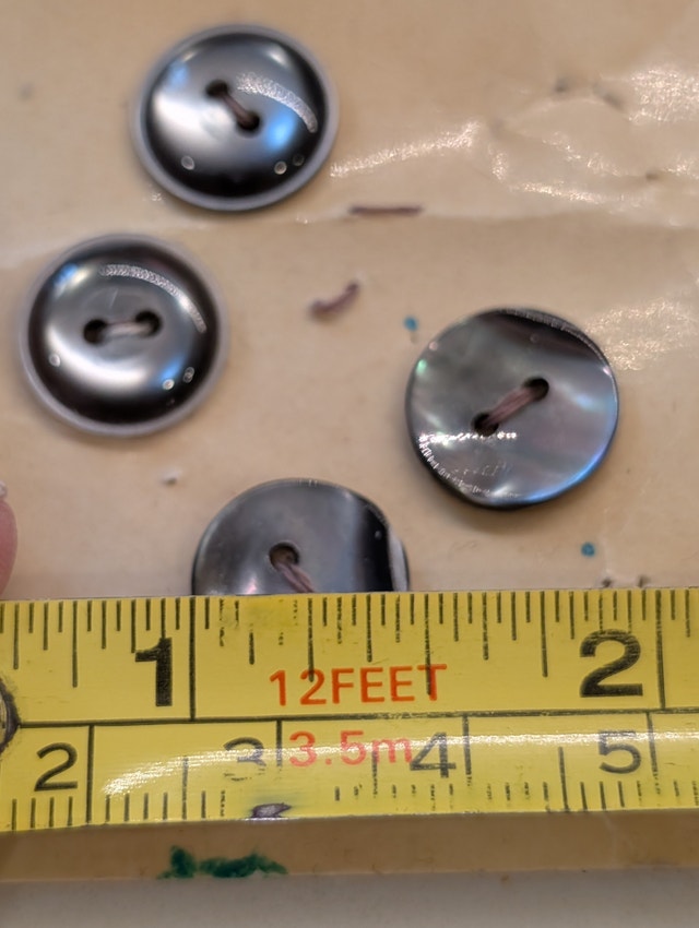 VTG Deadstock Pearlized Grey Fisheye Buttons | 4pc 1/2" Size 20 - photo 3