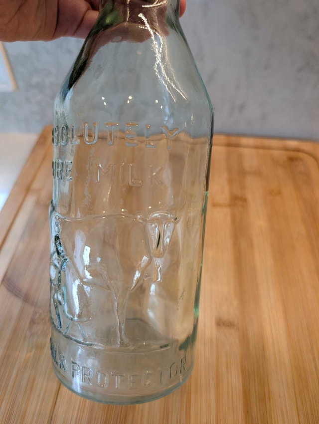 Vintage "Absolutely Pure Milk" Glass Bottle - photo 3