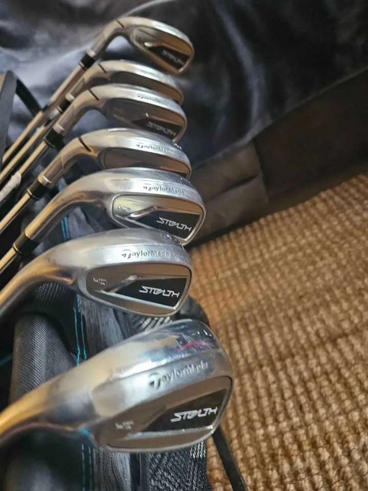 TaylorMade Stealth HD irons - MLH image indicator(2)