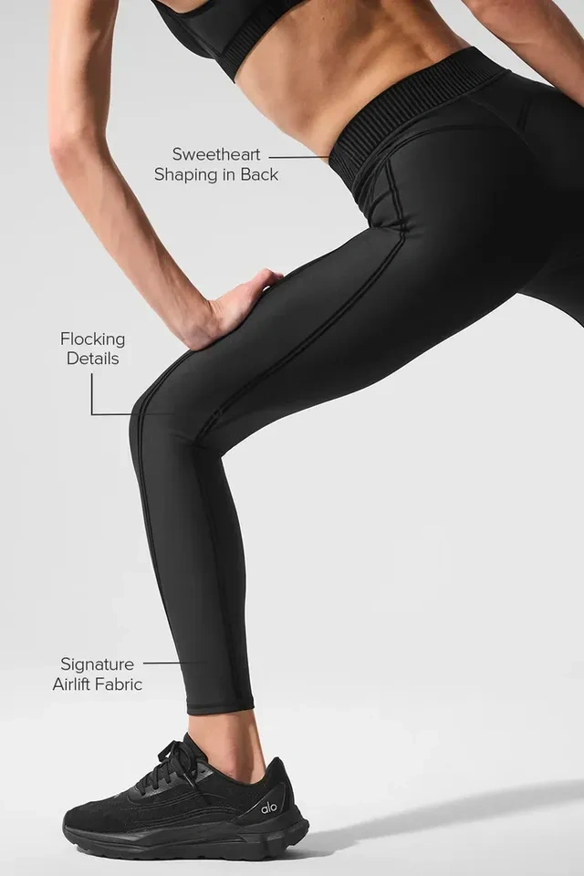 Alo Yoga Airlift Line Up Set - Black - XS (Bra & 7/8 Legging) - photo 2