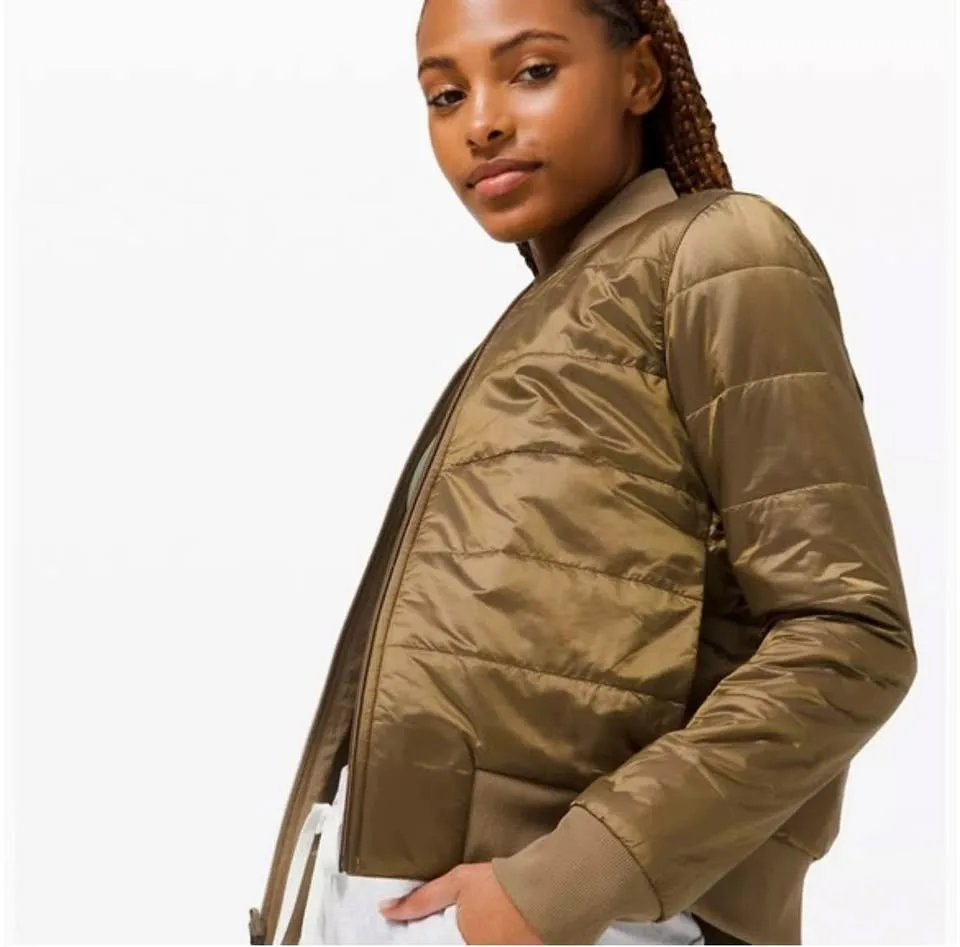 Small Lululemon reversible bomber jacket image indicator(4)