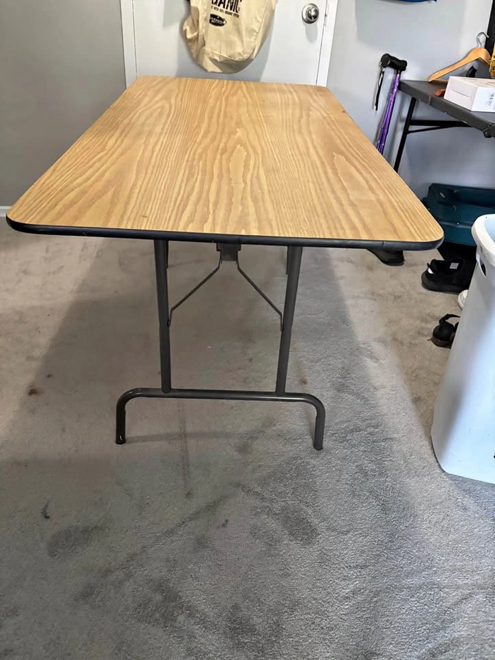 Wood folding table