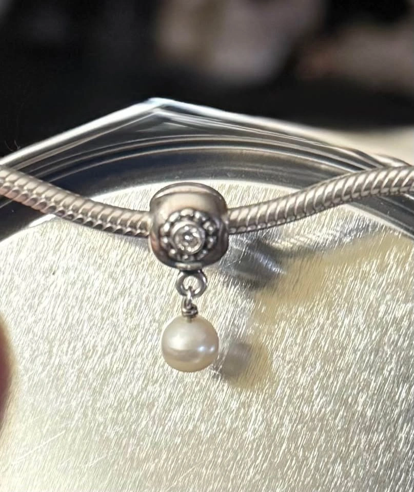 Pandora White Pearl of Wisdom Dangle Clip - photo 2