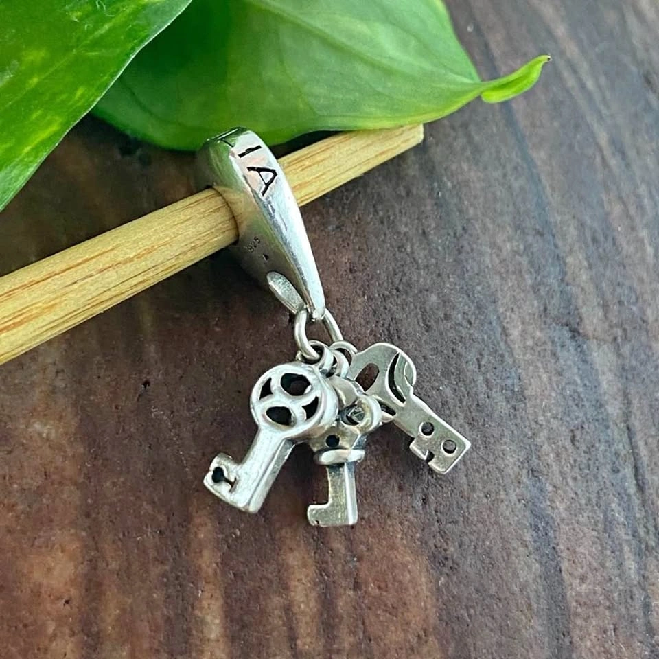 Chamilia Sterling Silver Triple Key Dangle Charm