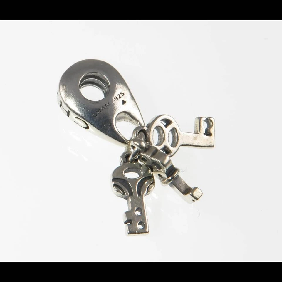 Chamilia Sterling Silver Triple Key Dangle Charm - photo 4