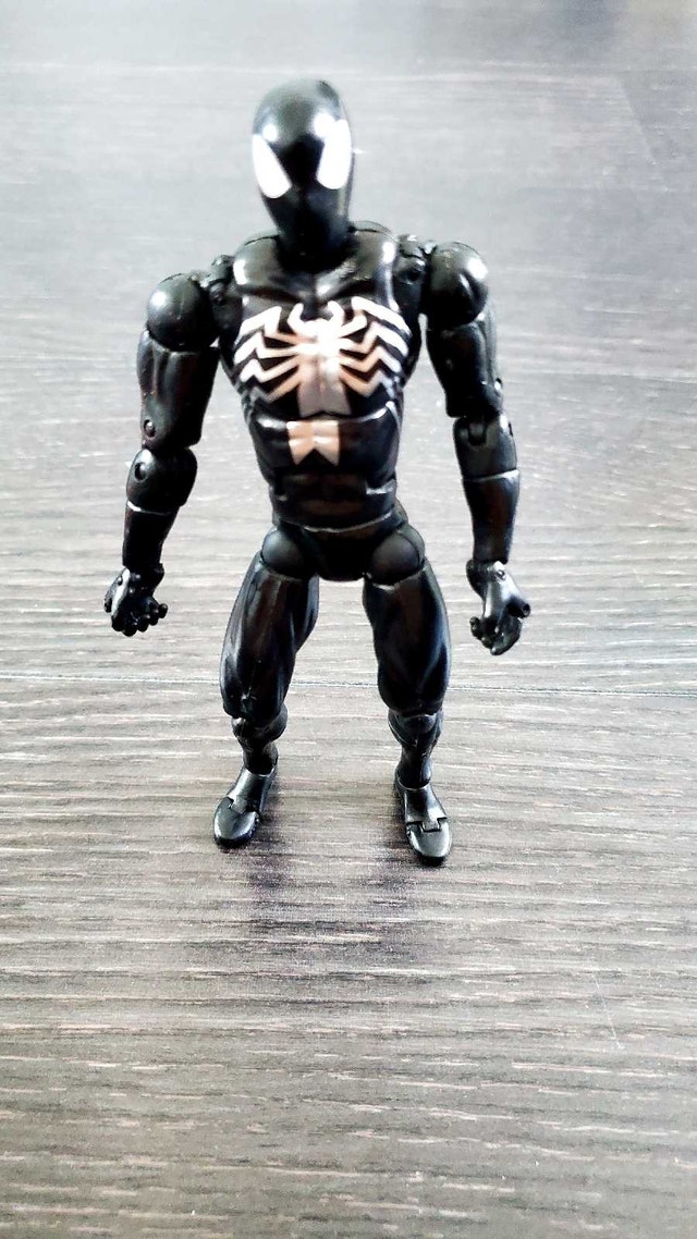 Hasbro Venom Action Figure - photo 3