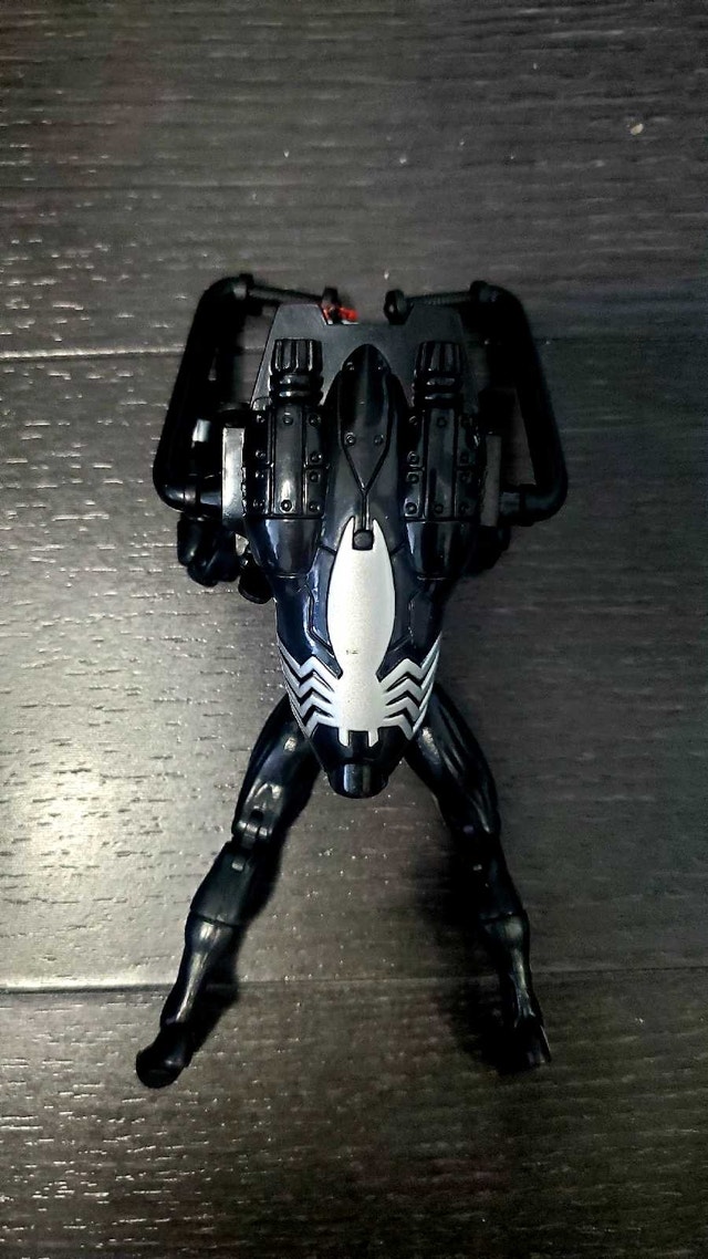 Hasbro Venom Action Figure - photo 5