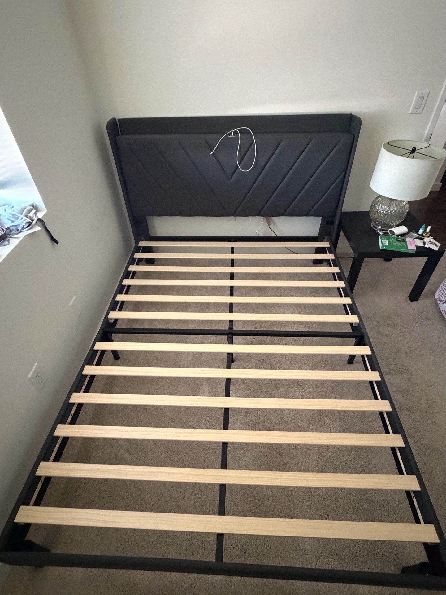 Koorlian Queen Bed Frame - photo 2