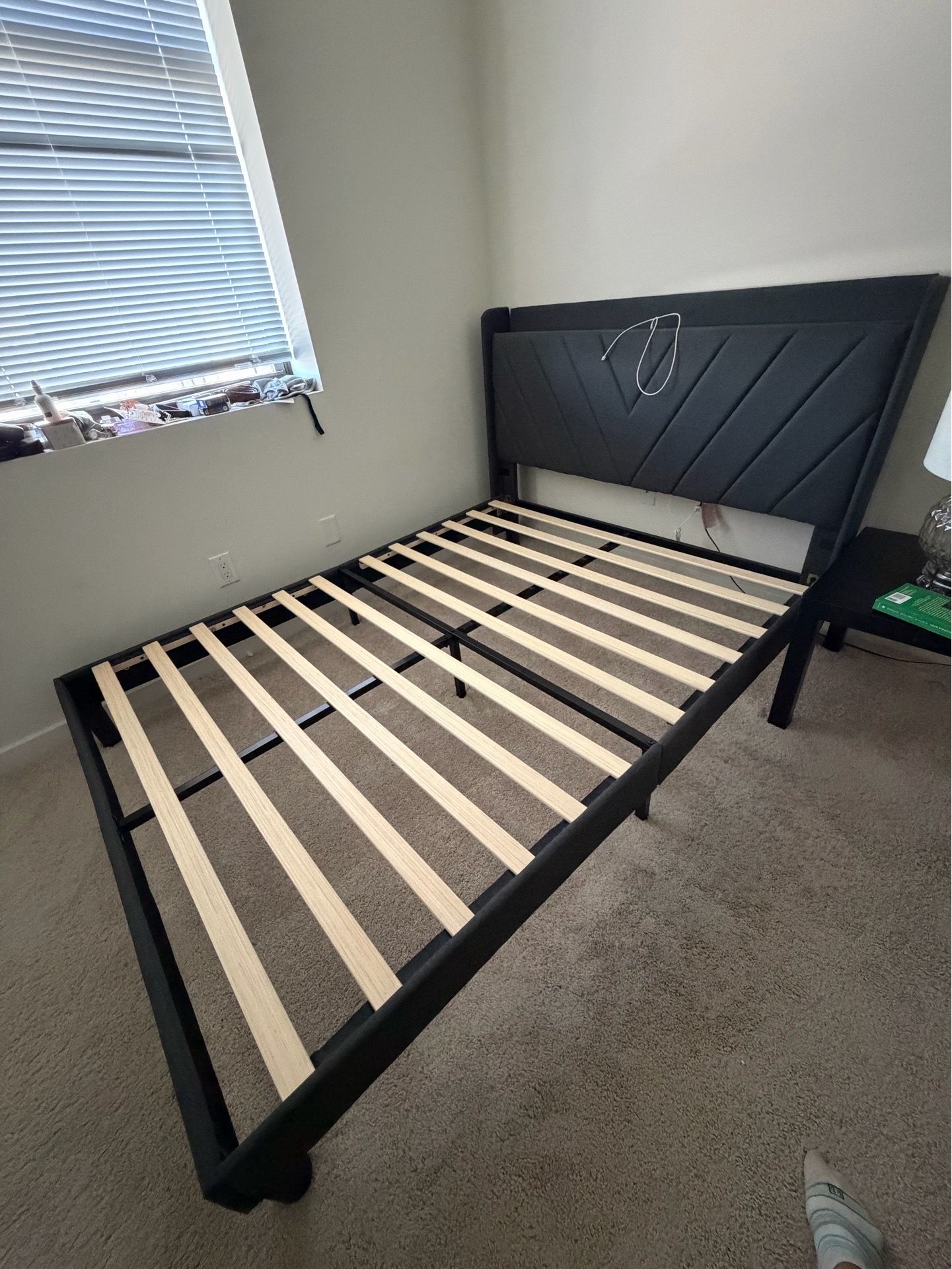 Koorlian Queen Bed Frame - photo 3