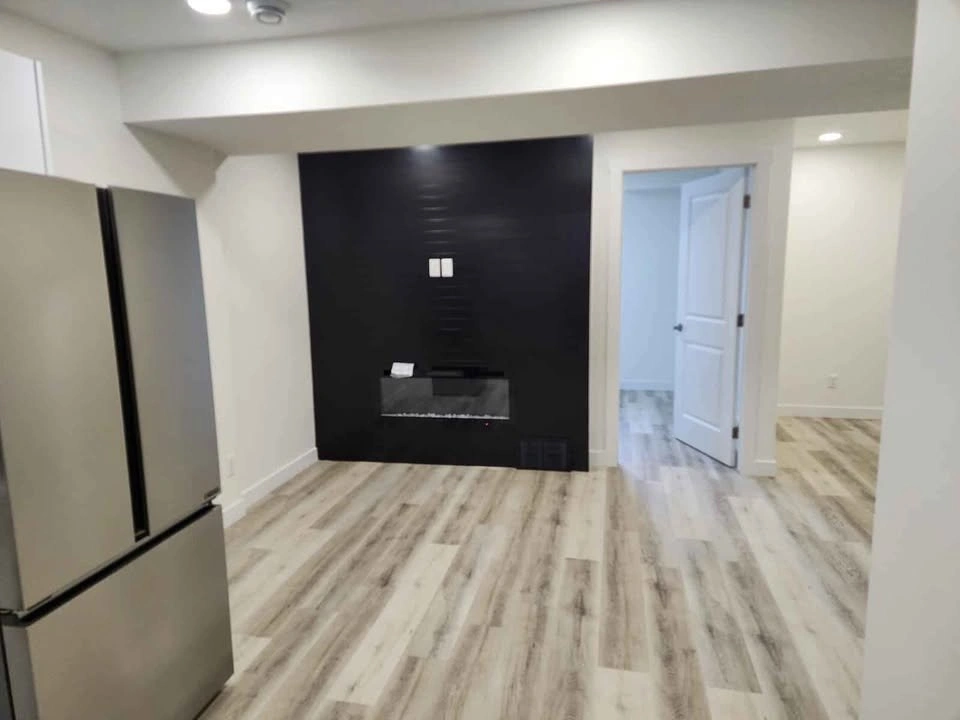 2 Beds 1 Bath Apartment - photo 3