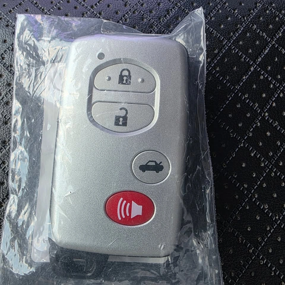 Toyota Push Start Remote Key Fob Camry Avalon RAV4 Highlander - photo 3