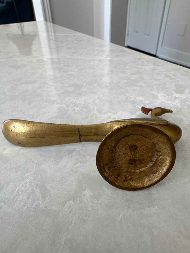 Vintage mid-century brass peacock figurine - photo 5