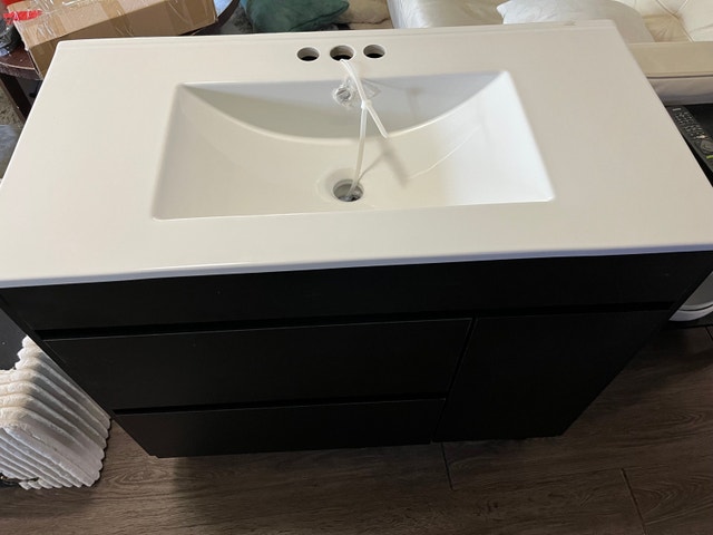 Bathroom Vanity & Sink 36” NEW - photo 4