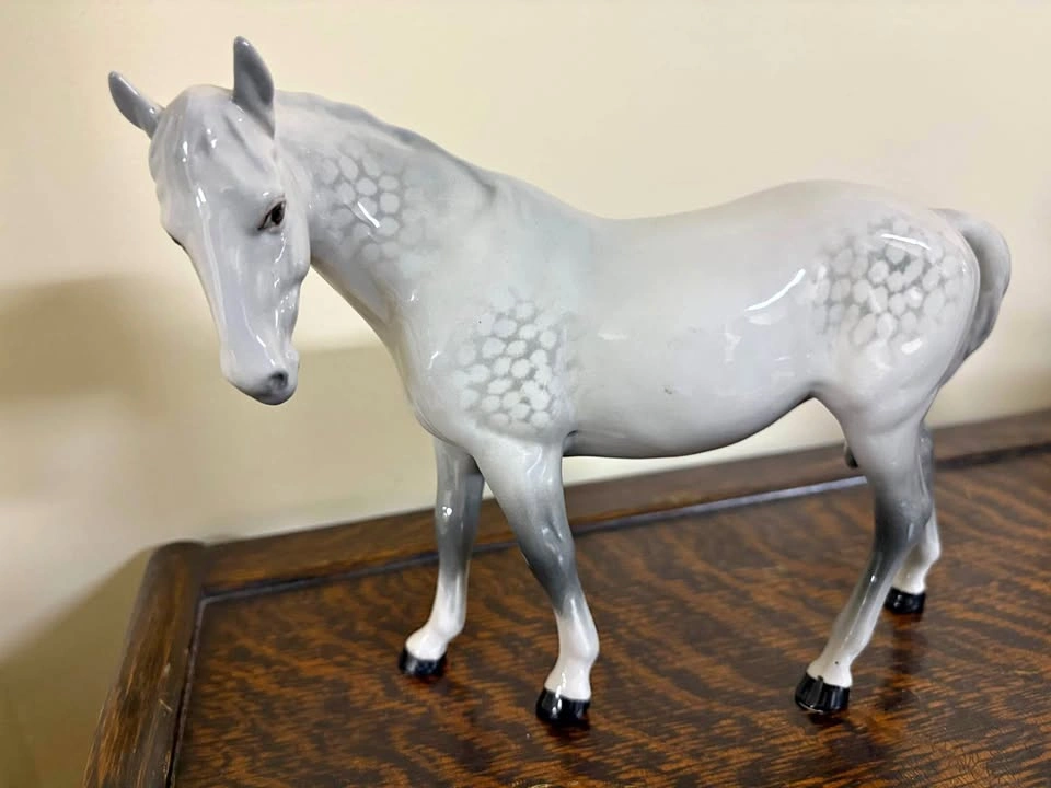 Vintage Beswick horse figurine