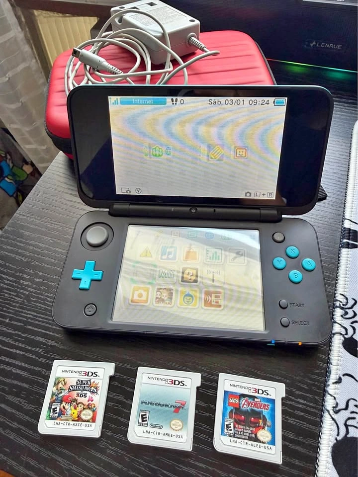 New Nintendo 2DS XL Bundle: Games, Case & Charger