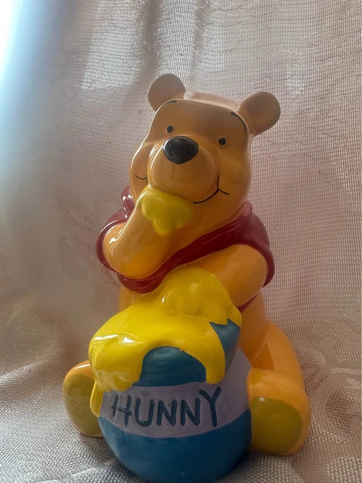 Vintage Disney Winnie the Pooh Ceramic Piggy Bank - photo 3
