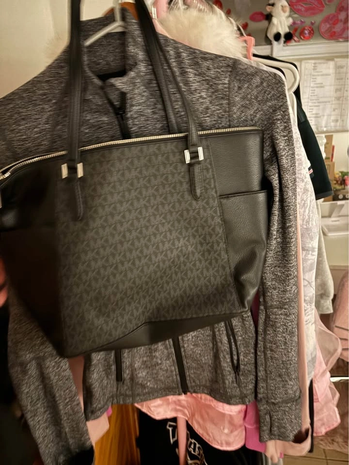 MICHAEL KORS CHARLOTTE BAG - photo 2