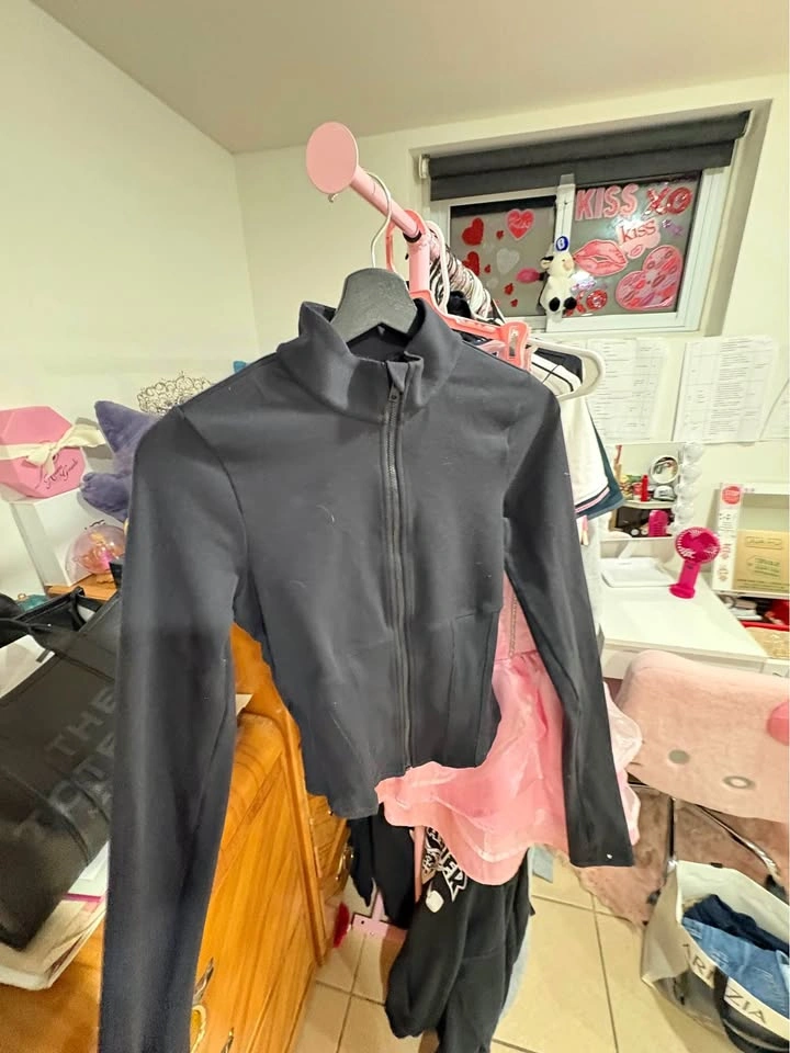 Alo jacket