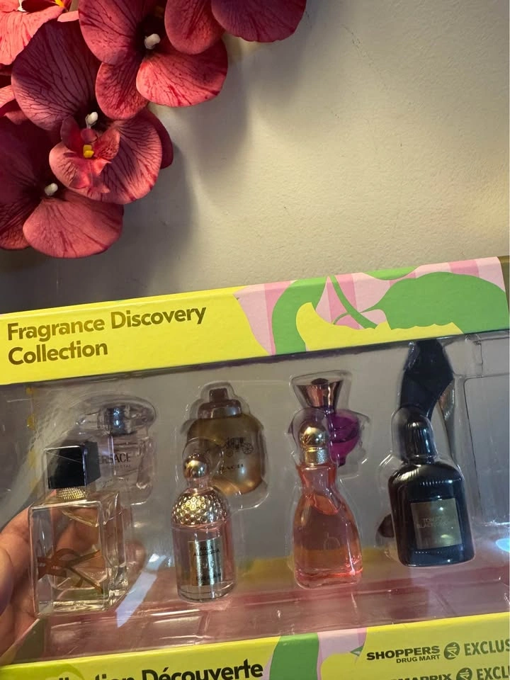 Fragrance Discovery Collection Perfume Set - minis - photo 2