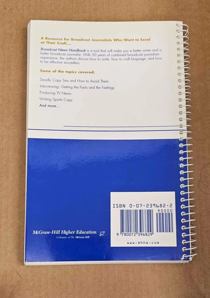 Like New "Broadcast News Handbook" Textbook - Perfect Spiral Bin - photo 2