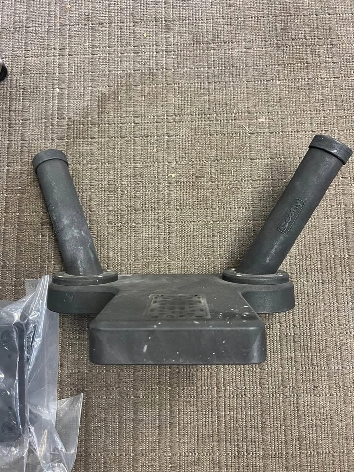 Scotty 1026 Swivel Mount (NEW) & Dual Rod Holder Set - photo 2