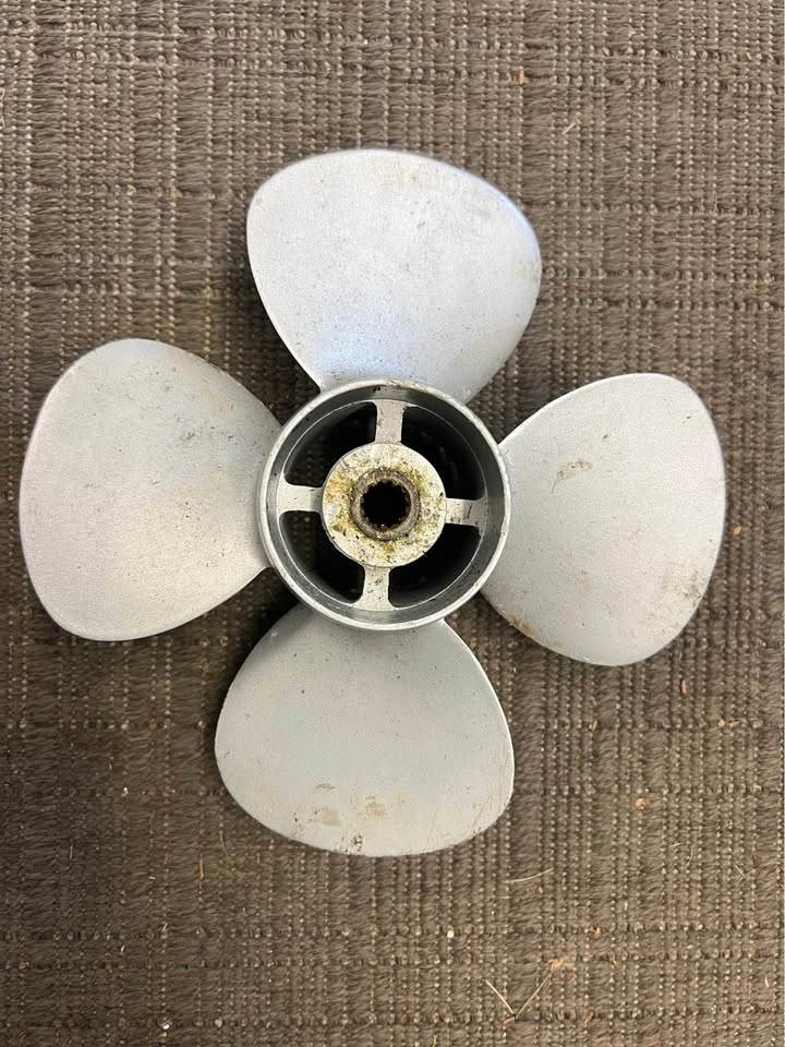 Mercury 15hp Pro Kicker Propeller - 10x7 4-Blade Aluminum - photo 2