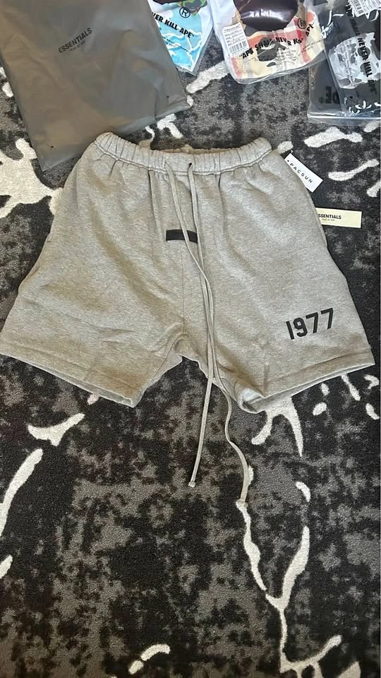 Essentials 1977 shorts