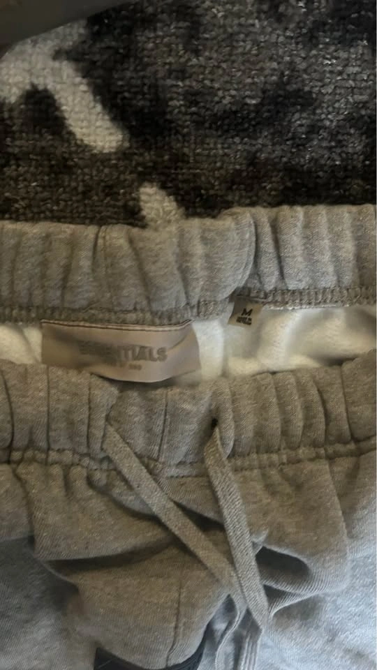 Essentials 1977 shorts - photo 2
