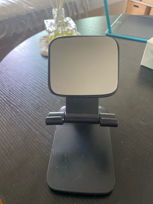 Foldable Desktop Phone Stand