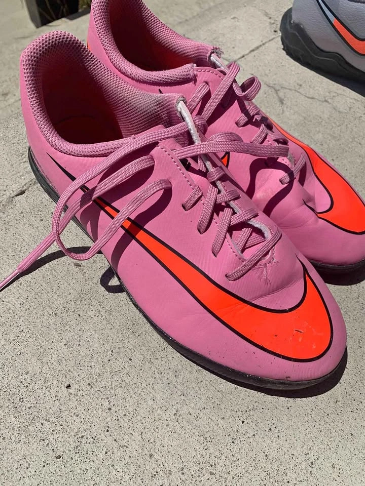Nike Mercurial Indoor Soccer Shoes