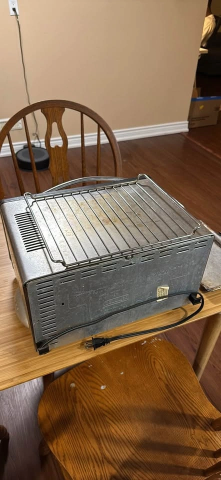 Old Toaster Oven - Delonghi - photo 3