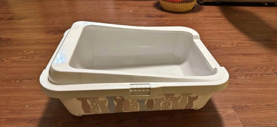 Cat litter box