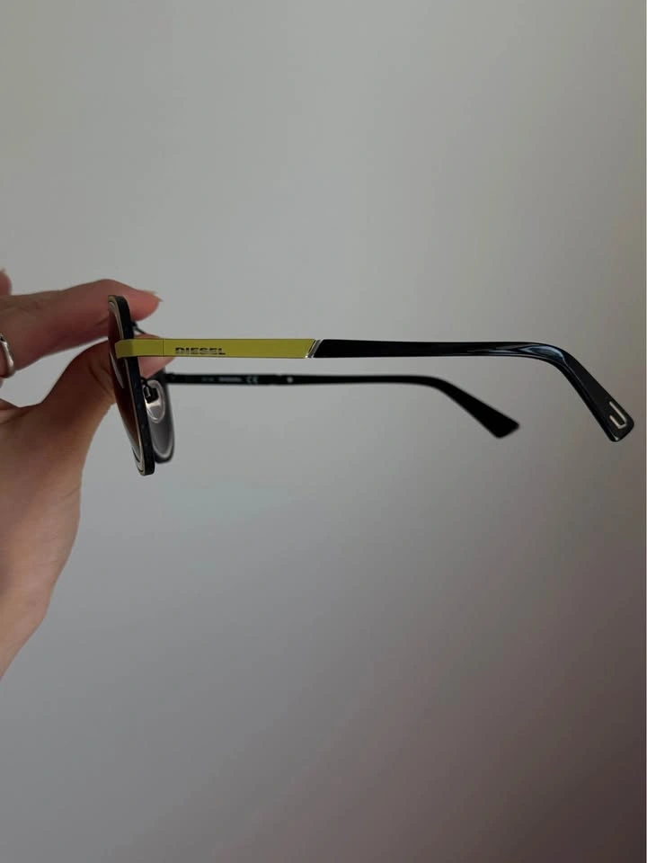 Sunglasses DIESEL - photo 2