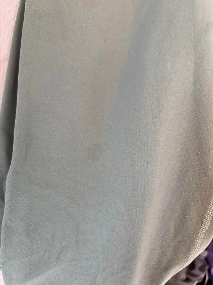 Lululemon align leggings size 8 image indicator(5)