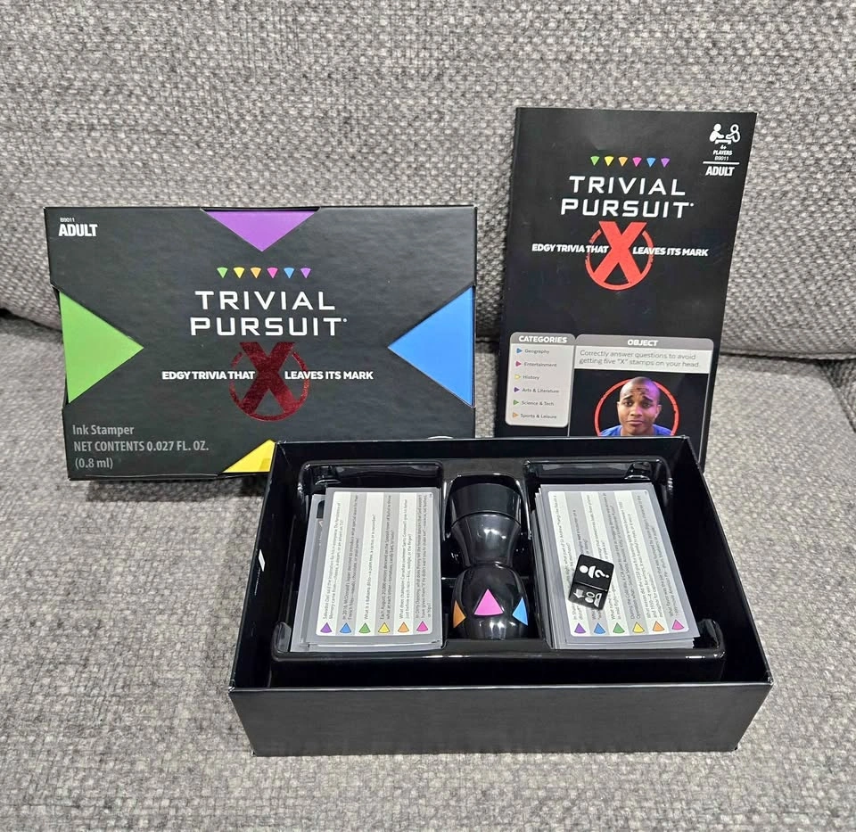 Trivial Pursuit Adult