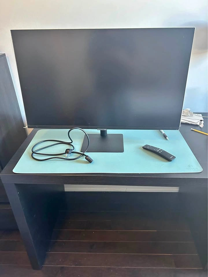 Samsung M7 Smart Monitor 32” TV